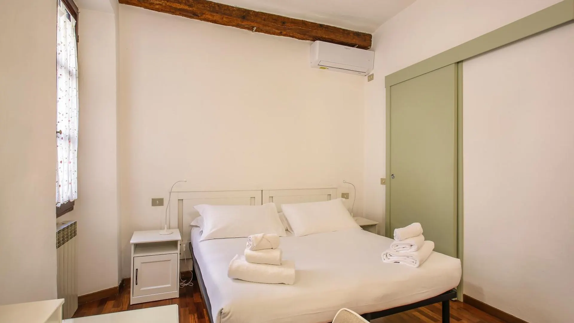 Διαμέρισμα Santa Croce 2 Bedroom Φλωρεντία Ιταλία